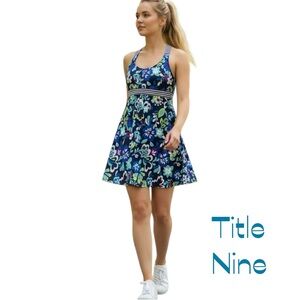 Title Nine Navy Lime Bold Floral Athletic Dress NWOT Size XS